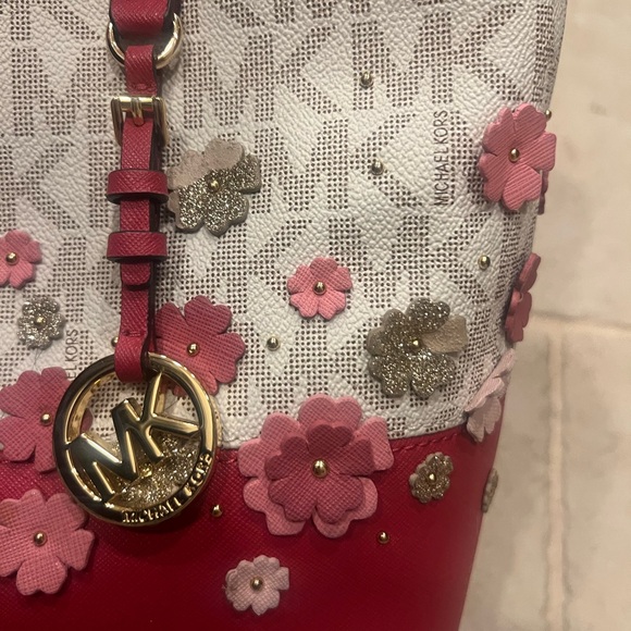 Pink Flower Vintage Michael Kors Purse - Picture 3 of 15